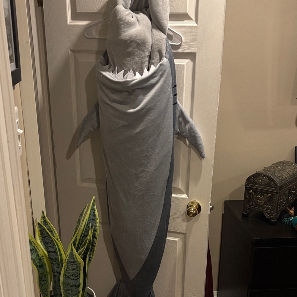 Tommy Bahama plush Shark sleeping bag / Hooded Blanket - Light Gray